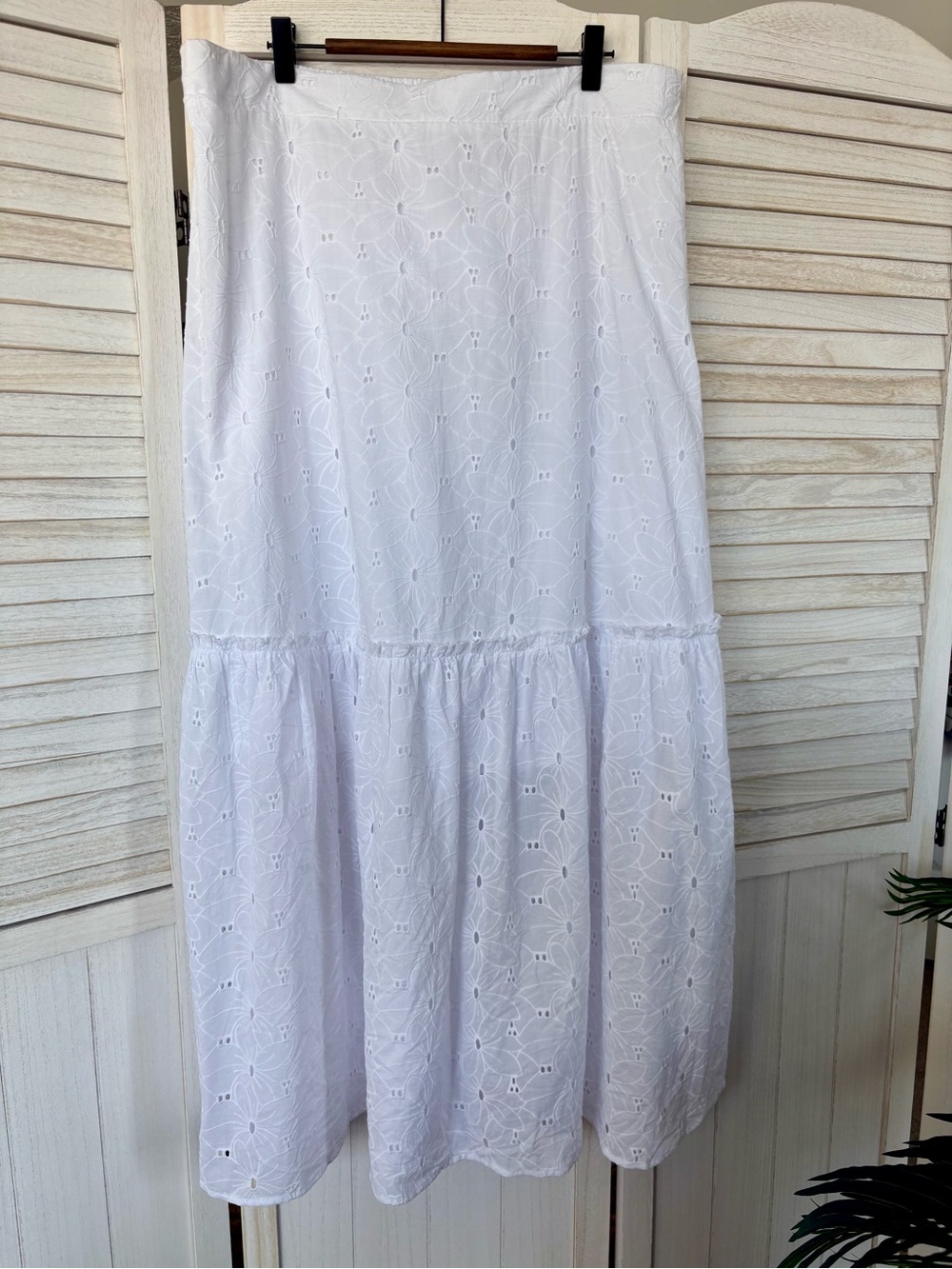 Calypso St. Barth White Eyelet Embroidered Maxi Skirt XL Cotton Lined Resort - Picture 2 of 10